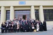 Holding 2nd conference of pharmacy alumni entrance 1982